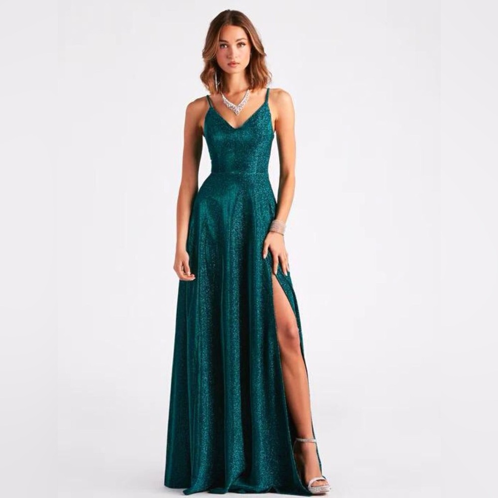Windsor woman  glitter green dress size 1-2